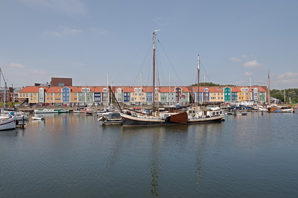 hellevoetsluis vestingstad voorne putten Droogdok Jan Blanken hdr vestingswallen kazerne bernisse